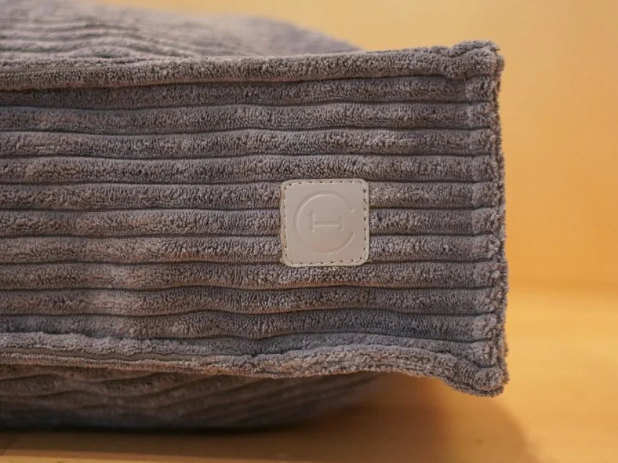 Orthopädische MEMORY FOAM Hundekissen aus Möbelcord / Premium Hundebett für mittlere und große Hunde / Hundematratze