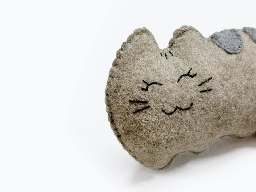 CAT RETREAT Katzenspielzeug mit Katzenminze aus Wollfilz / Handgemachte